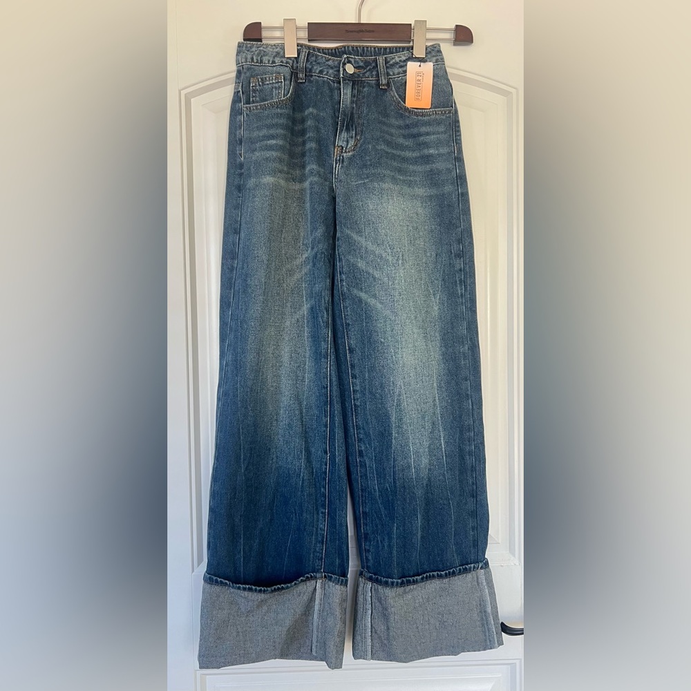 Forever 21 /by SHEIN wide leg jeans size 26 NWT!